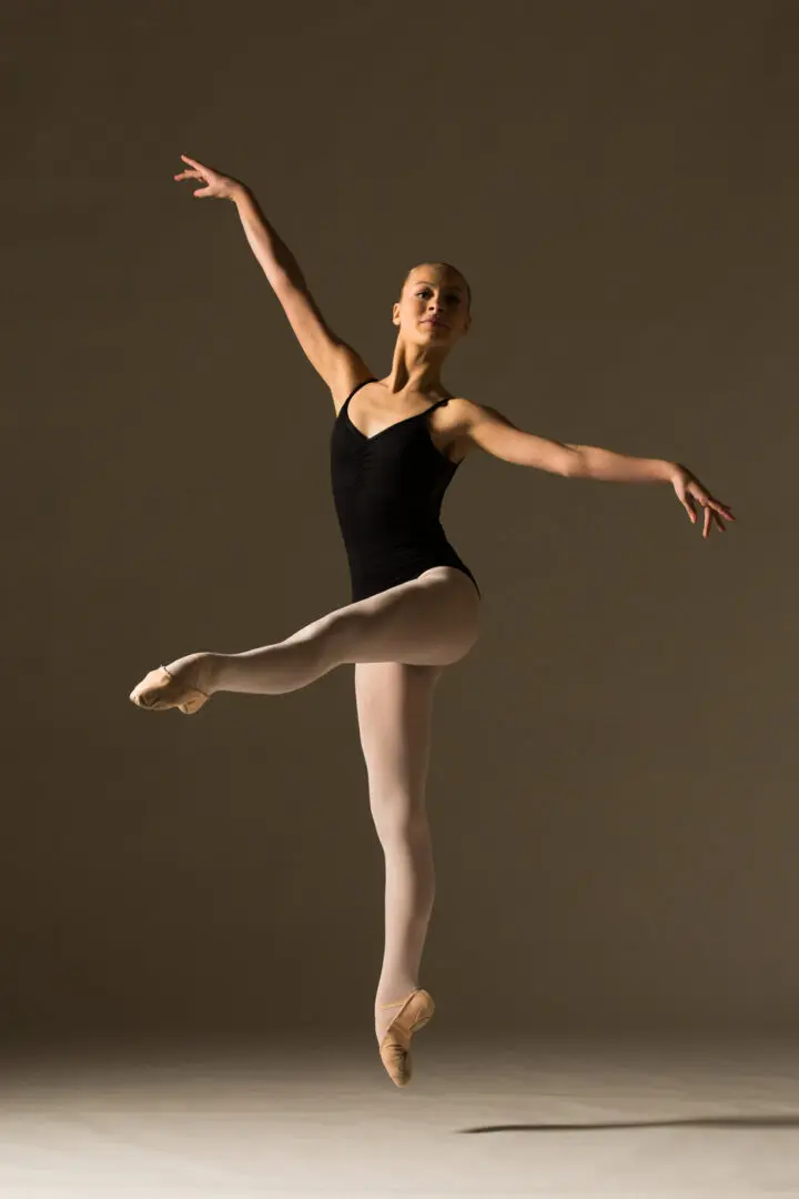 Strong Studios - Pointe shoes started when women began to dance